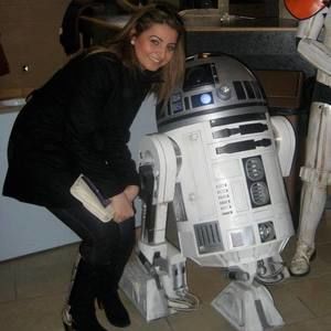 Meet your Posher, Thura